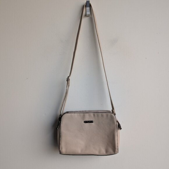 David Jones Faux Leather Crossbody Bag Purse - Picture 1 of 8